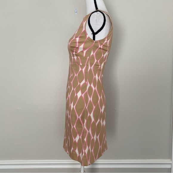 Trina Turk Mod Print Sleeveless Empire Mini Sheath Dress Size 2 - Picture 5 of 12